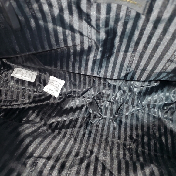 NWT Victoria's Secret Chevron Gold beaded tote - Picture 6 of 7